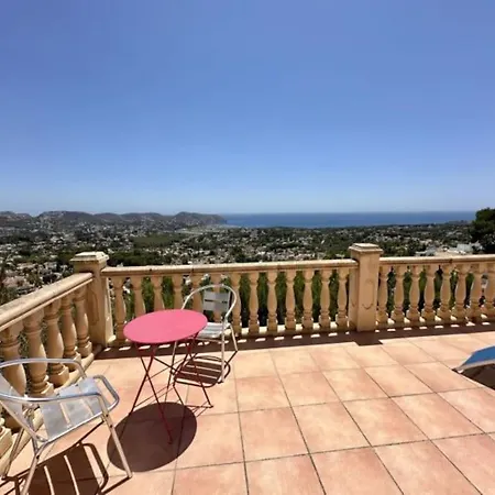 וילה Casa Jirafa- Three Bedroom With Private Pool טאולאדה