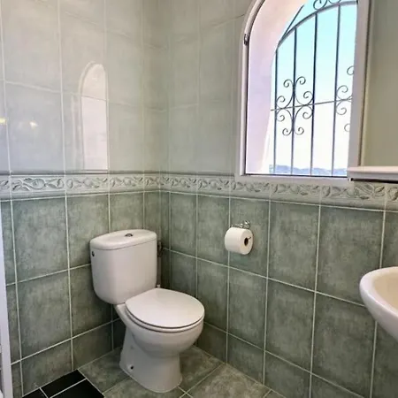 Casa Jirafa- Three Bedroom With Private Pool וילה