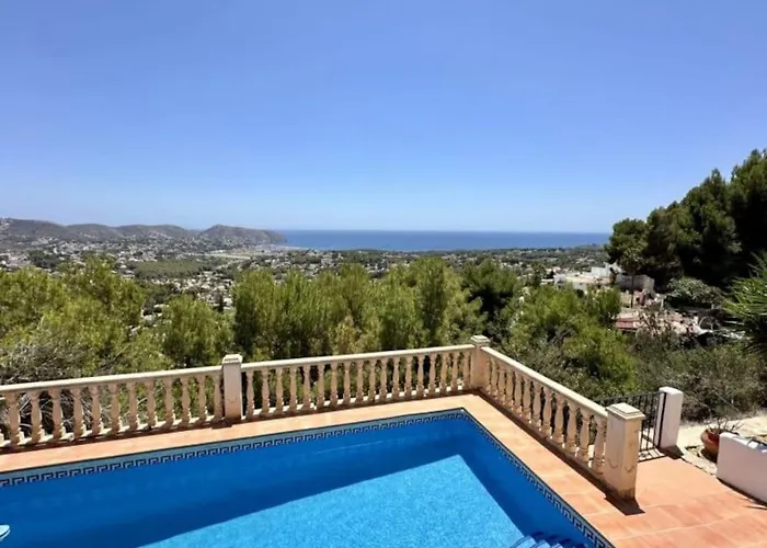 Casa Jirafa- Three Bedroom With Private Pool